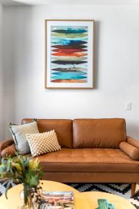 1-BR Apartment Near Chinatown - Stunning City Views