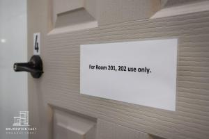 201 Chic Queen BR with Fast WiFi - Brunswick East