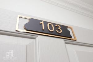 103 Luxury Queen and King Single beds with Fast WiFi - Brunswick East