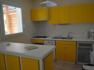 Gîte mitoyen avec terrasse pour 4 personnes - API-1-52-198