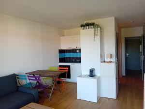 Seignosse Penon - Studio avec alcôve - plages et commerces à pied -Place de parking - FR-1-239-1147