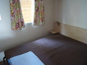 Mobil-home confortable avec terrasse pour 4 personnes à Sournia - API-1-52-622