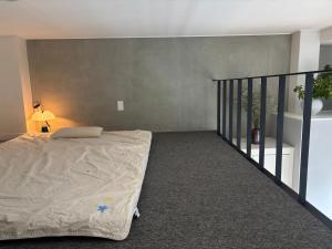 Gangnam, Sinnonhyun Station - Hidden House