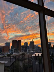 Gangnam, Sinnonhyun Station - Hidden House