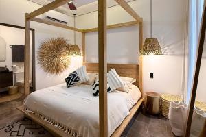 New 2Bdr unit step away from Caribbean beaches