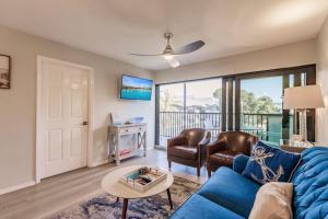 Park Shore Resort- BLDG I 351 - Remodeled