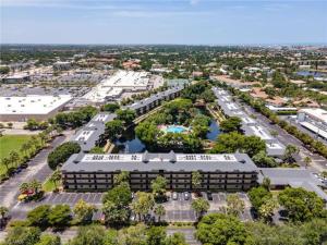 Park Shore Resort-Deluxe Condo 1st FloorBLDGE 134