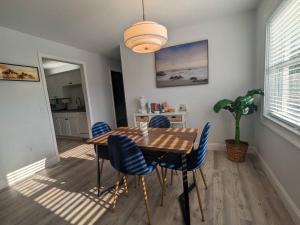 Naples Park, 3bdr Pool home, Beach Vacation