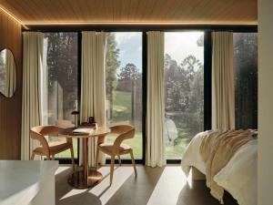 Luxury Mirror Home In Byron Bay