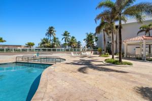 Condado Lagoon by Otium