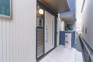 6 min to Nagoya Brand-new building Sleeps 5