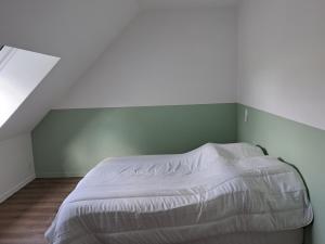 Gîte entre terre et baie,20min du Mont-St-Michel wifi