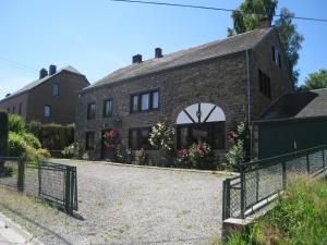 Spacious Retreat in Warizy