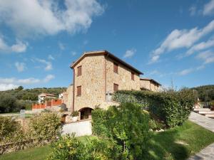 Apartment in Monte del Lago near Lake Trasimeno