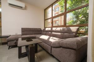 2-Bedroom Apartment in the City Center