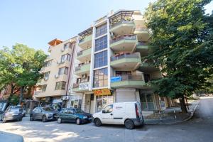 2-Bedroom Apartment in the City Center