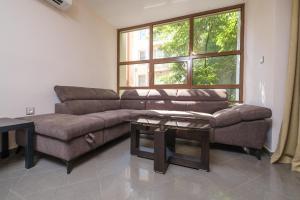 2-Bedroom Apartment in the City Center