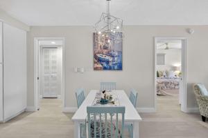 2BR Beachfront Condo Steps To Turtle Beach & Pool