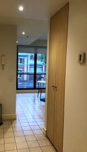 THE WATERFRONT APARTMENTS 1 Bedroom Studio Apartment with Street Views located on the Geelong Waterfront - 4407