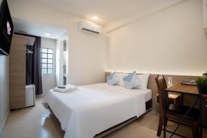 สินสิริ นวมินทร์96