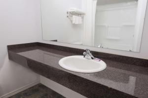 Knights Inn Bracebridge