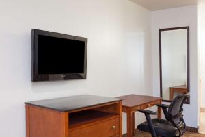 Travelodge by Wyndham Hemet CA