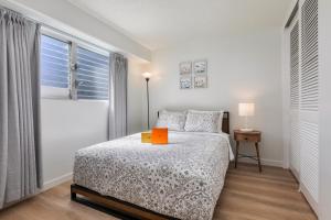 01 FREE Parking 10 min beach 2br-Waikiki Ala Moana