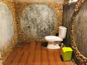 Riverside Bird Paradise