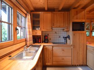 Stavelot Chalet with Garden