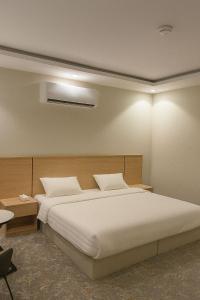 Studio with a calm and comfortable designse