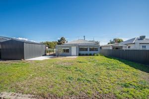 Princes Place on William