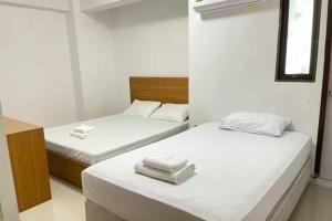 OYO 75577 Palace Hostel