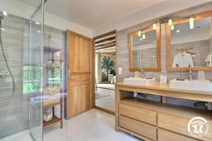B&B / Chambres d'hotes Le jardin de quercus : photos des chambres