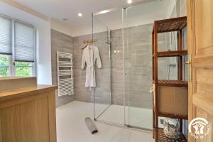 B&B / Chambres d'hotes Le jardin de quercus : Chambre Familiale