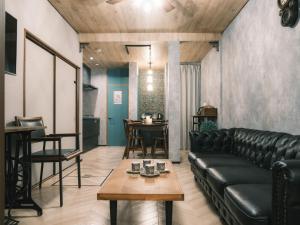 一棟貸し 家族向け 最大8名 黒門市場3分 なんば徒歩圏 Tsubame INN Kuromon