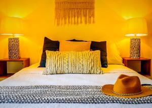 Romantic Playa Escape I 500m Award-Winning Beach I AC Pool Gym Patio Bikes WiFi 302