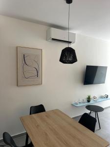 Blue Retreat Apartment