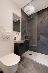 Luxuriöses Apartment mitten im Zentrum in Ruhelage mit AC