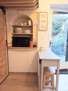 Maisons de vacances La Petite Vigneronne - Clim - Calme : photos des chambres