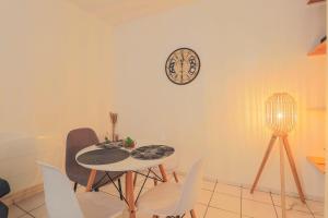 Le Faubourg - Terrasse Centre Equipee