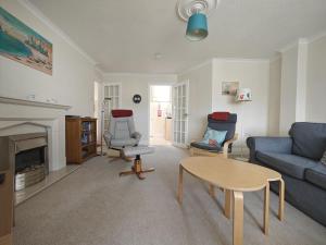 2 Bed in Sidmouth oc-t32948