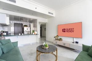 GuestReady - High Floor | Canal View Near Dubai Marina