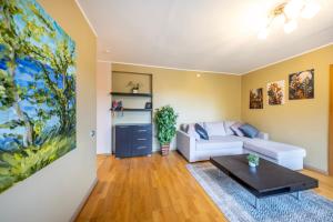 Free Parking 2 BR city center