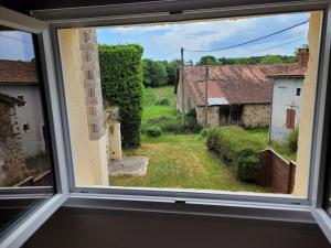 Beautiful country home in Chabanais