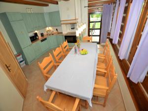 Stupná Holiday Home with Garden