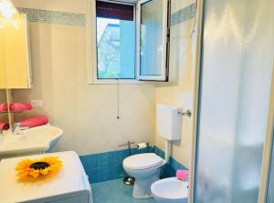 Bright flat with shared swimming pool