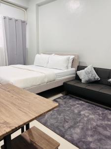 Simple Stylish Retreat with Cozy Touches