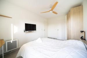 FRGK "BEL AZUR 1 BDR Luxury Sea View Parking AC WIFI HIGH SPEED "