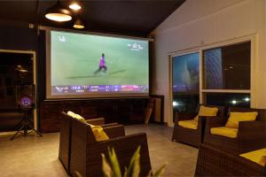 Lush Resorts-13Villas- Pool-Meals- Projector- 45 Pax