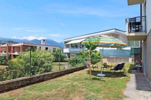 Sunflowers, Monte Brè & WiFi, Free Parking